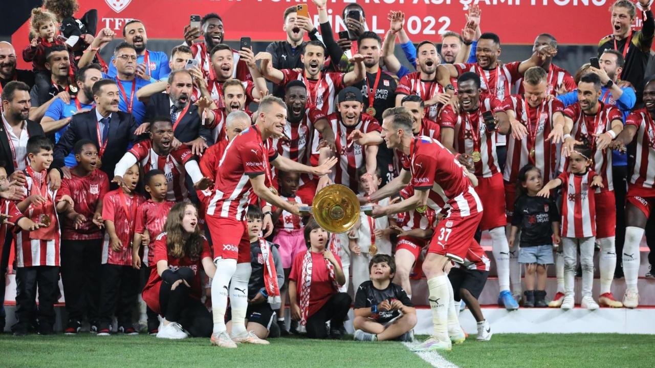 Sivasspor 26 Haziran’da toplanacak